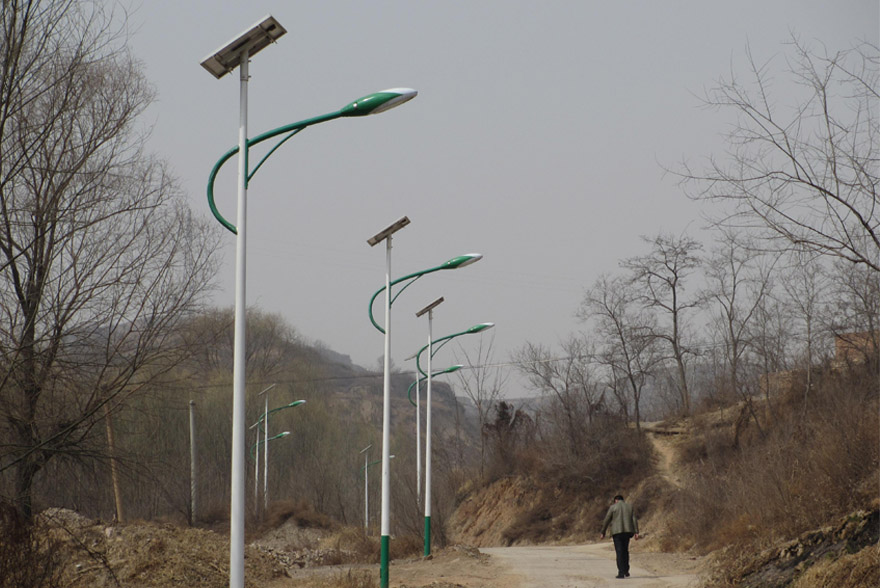 某镇太阳能路灯项目案例